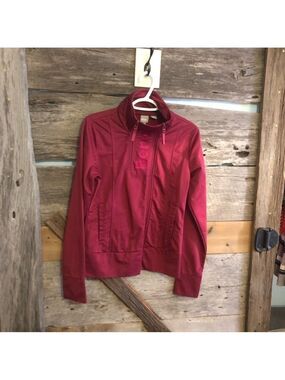 Bench Size Med Burgundy Double Zip Jacket